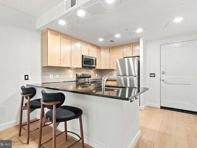 888 N Quincy Street # 1107