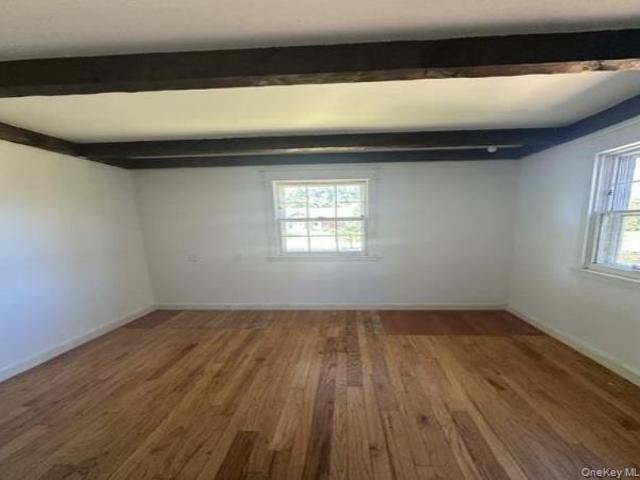 888 Pondview Road