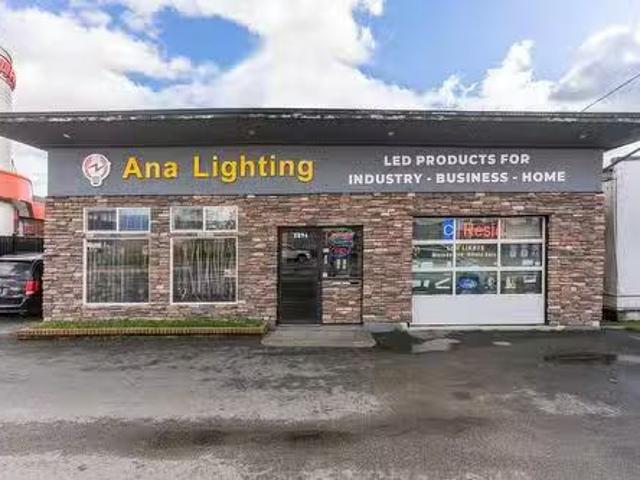 8896 Young RoadChilliwack Proper South, Chilliwack, BC, V2P 4P.