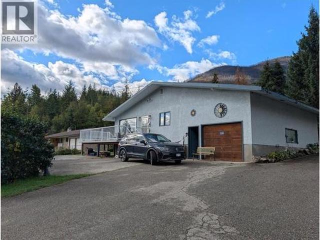 8893 Holding Road, Adams Lake, BC, V0E 1M2 house for sale | Listing ID 10402 | Royal LePage