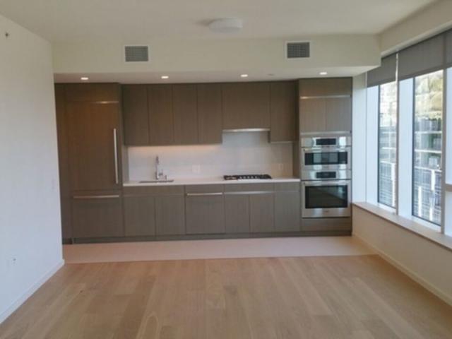 889 Francisco Street 2503