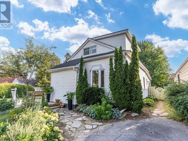 889 Third Street, Mississauga, ON, L5E 1C2 house for sale | Listing ID W14116 | Royal LePage