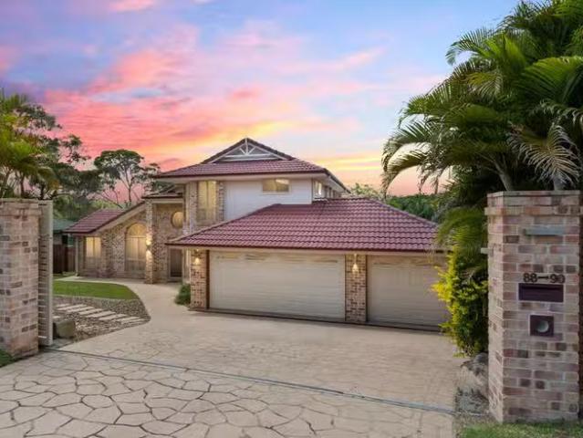 88 90 Mingah Crescent, Shailer Park, QLD 4128