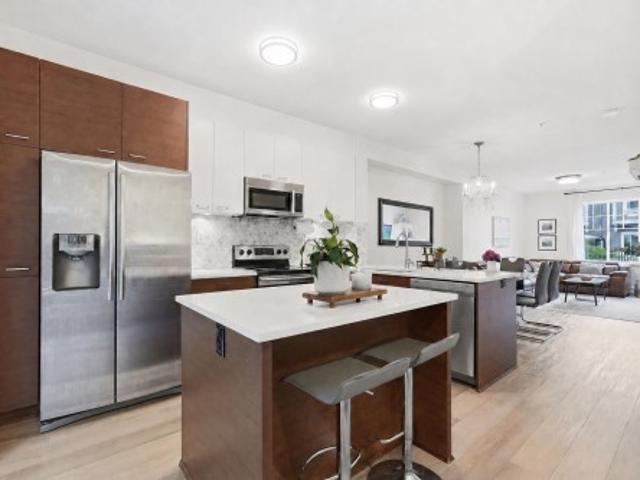 88 3010 Riverbend Drive, Coquitlam, BC, V3C 0B8 townhouse for sale | Listing ID R3163 | Royal LePage