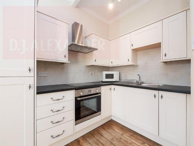 88 Temple Park Crescent, City of Edinburgh, EH11 1HX, United Kingdom | 2 bed apartment for rent #126664361 | Rentberry