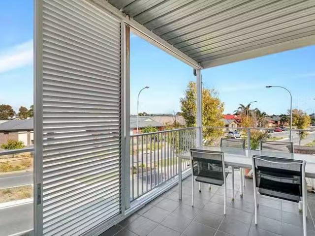 8/8 Trunnel Court, Seaford Meadows, SA 5169