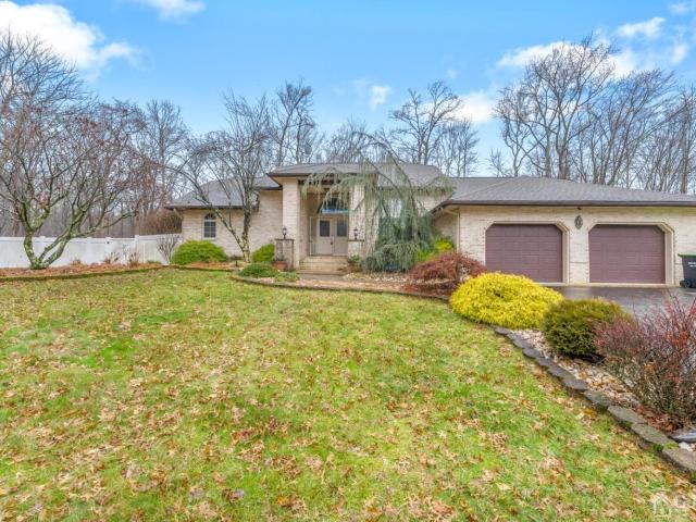 88 Union Vly Rd, 3 beds, 2 full baths