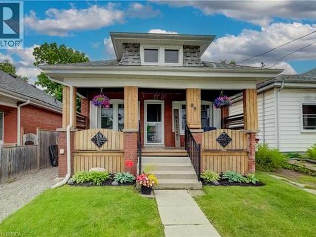 88 Walnut Street, Brantford, ON, N3T 1H4 house for sale | Listing ID 40843 | Royal LePage
