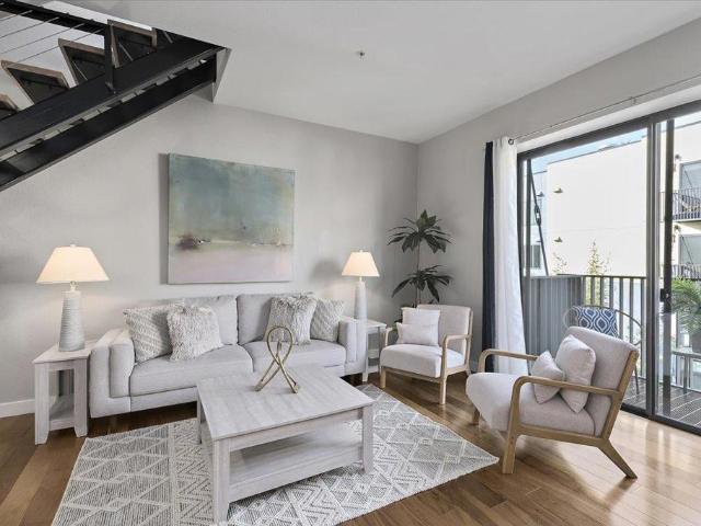 88 Bush Street 3158