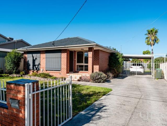 88 Carrick Drive, Gladstone Park