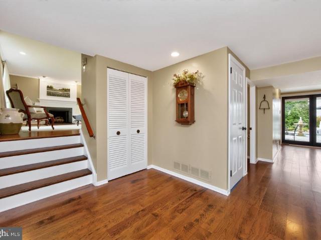 88 Deerpath Road