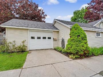 88 E Main Street