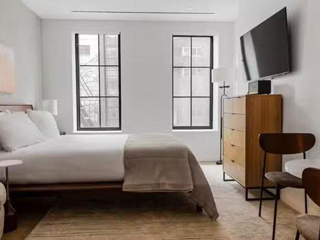88 East End Ave, Yorkville Studio 1 Bath