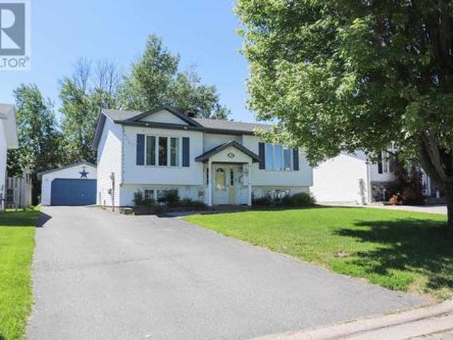 88 Greenfield Dr, Sault Ste. Marie, ON, P6C 6G3 house for sale | Listing ID SM261557 | Royal LePage