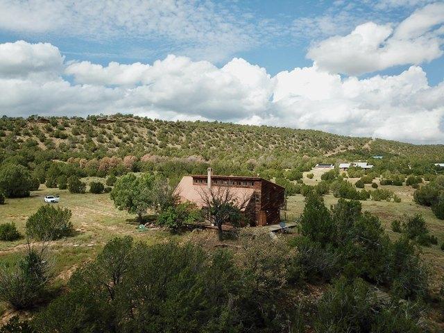 88 Gutierrez Canyon Rd, Tijeras, NM 87059