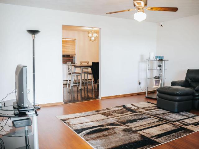 88 Howell Lane