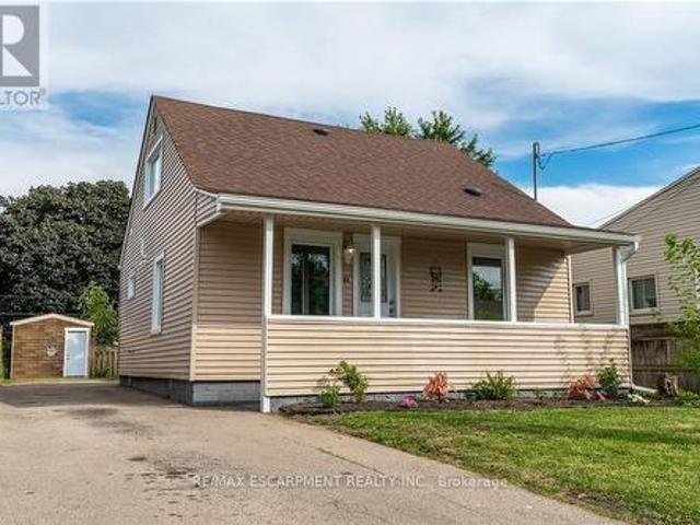88 Ivon Avenue, Hamilton, ON, L8H 5S6 house for sale | Listing ID X13703 | Royal LePage