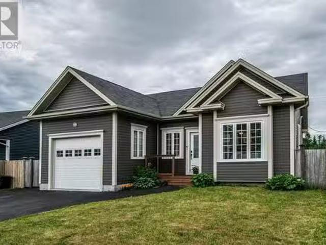 88 Kenai Crescent, St. John'S, NL, A1H 0J1 house for sale L.