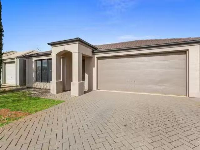 88 Lakeside Drive, Andrews Farm, SA 5114