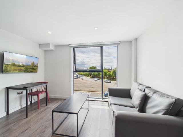 88 Low Hill Street, Liverpool L6 Studio to rent £750 pcm £173 pw