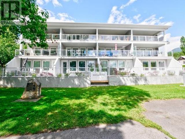 88 Nelson Avenue S Unit# 3, Nakusp, BC, V0G 1R1 house for sale | Listing ID 10354 | Royal LePage