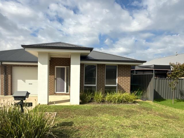 88 Riverboat Drive, THURGOONA NSW 2640