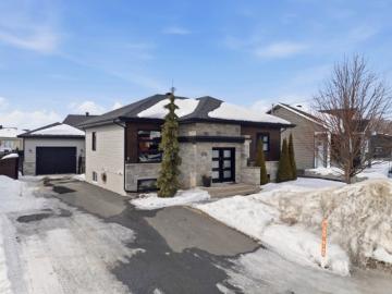 House for sale in Arthabaska - Garden, Parking