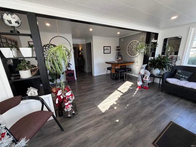 88 SE 1st St, Linton, IN 47441 | MLS #202549