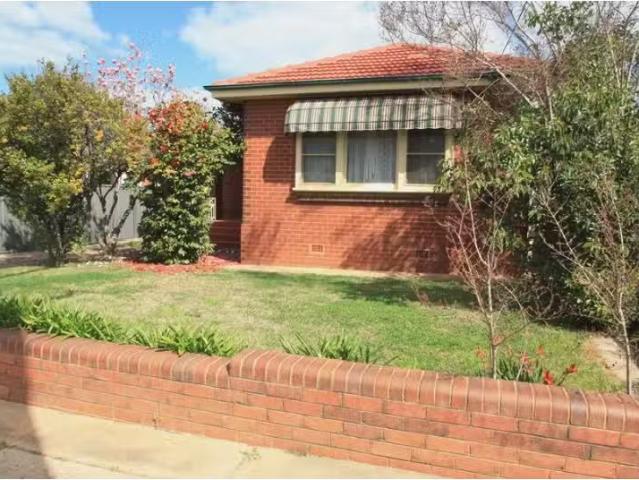 88a Coleman Street, TURVEY PARK House for rent Listed by Rain.