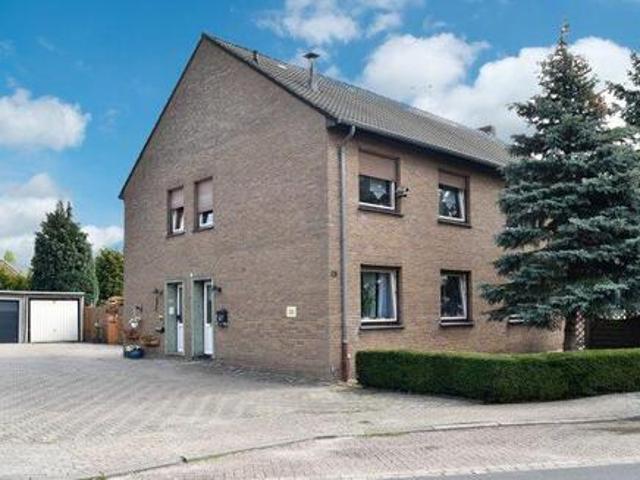 88qm, 3ZKB, Obenende zentral, Garage, Balkon, Garten, FBH