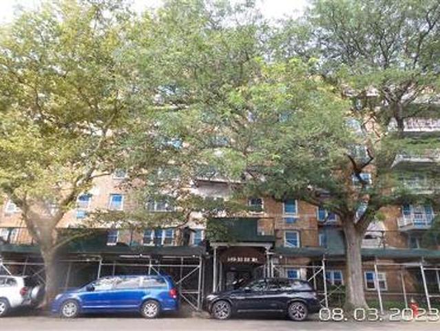 88th St Apt 4d
