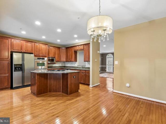 8905 Lee Manor Drive
