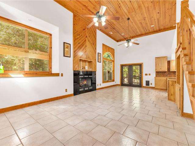 8907 Summer Shade Road