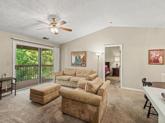 8909 Eagleview Drive