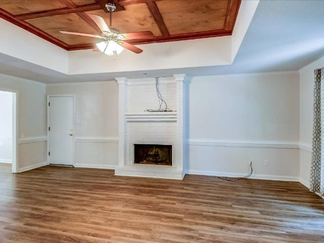 8902 walnut ridge loop