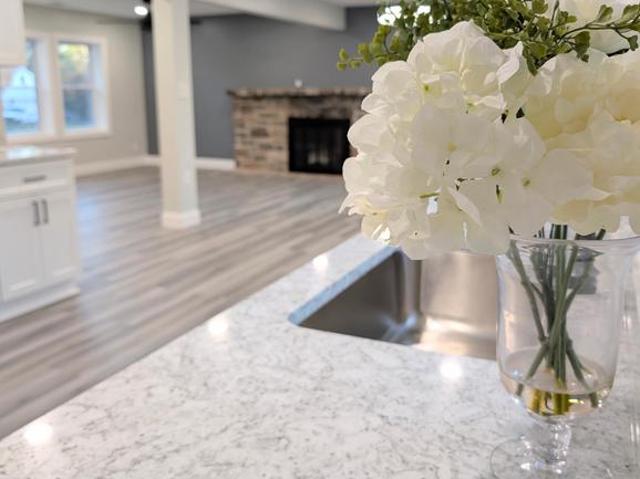 8903 Flagstone Circle