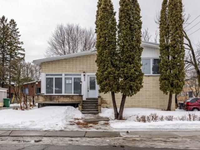 890 Rue Fraser, Montréal Saint Laurent, QC, H4M 1Z3 house for sale | Listing ID 17169 | Royal LePage