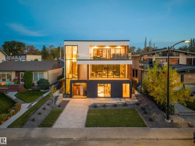 8915 Strathearn Drive Nw, Edmonton, AB, T6C 4C8 house for sale | Listing ID E4512 | Royal LePage
