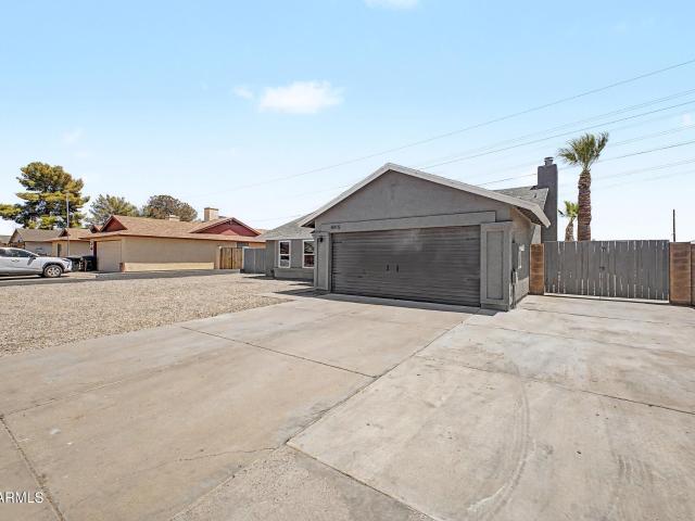 8915 w las palmaritas drive
