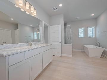 8917 Grovner Pl, Houston, TX 77080 | MLS #13076