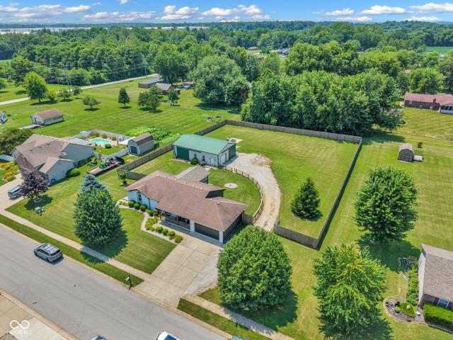 8918 Watkins Lane