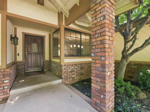 891 Sunriver Lane