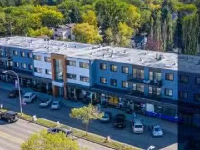 8927 82 Avenue, Edmonton, AB, T6C 0Z2 commercial for lease.