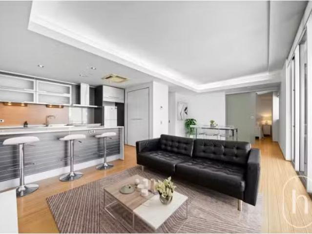 89/22 ST Georges Terrace, Perth Apartment for rent Listed by.
