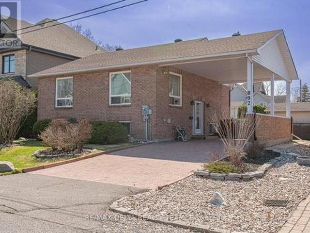 892 Scott Dupuis Way, Ottawa, ON, K1C 3A7 house for sale | Listing ID X13814 | Royal LePage