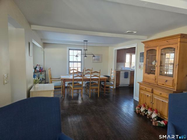 892 Reef Road, Fairfield, US, CT
