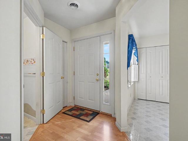 892 Woodridge Drive