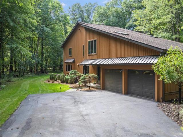 8931 Bridge Road