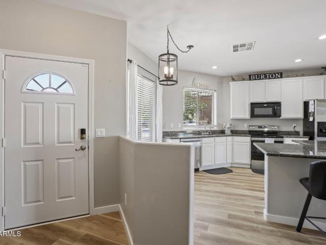 8931 w saint john road