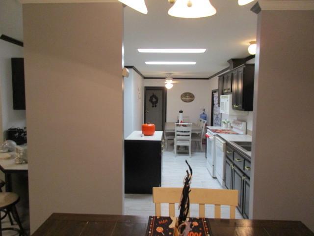 894 Meadowlark Circle